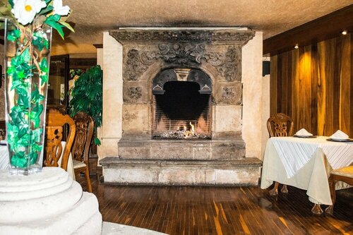 Гостиница Hotel Casa de La Loma в Морелии