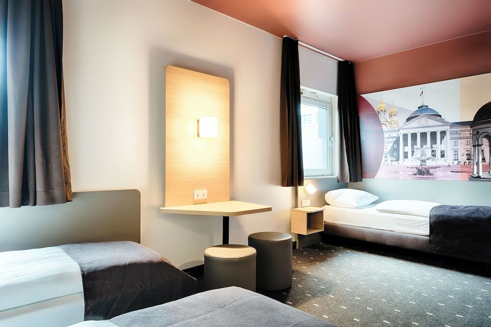 Фото B&b Hotel Wiesbaden