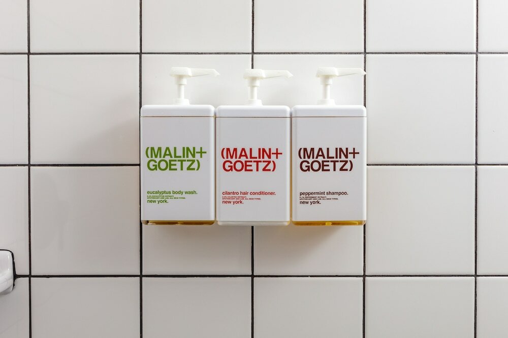 Фото Placemakr Wall Street