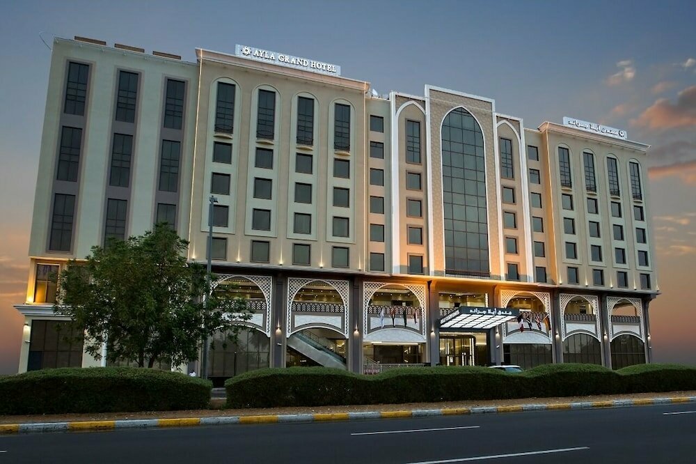 Hotel Ayla Grand Hotel Al Ain, Al Ain, photo
