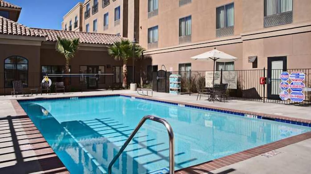 Фото Hilton Garden Inn Palmdale