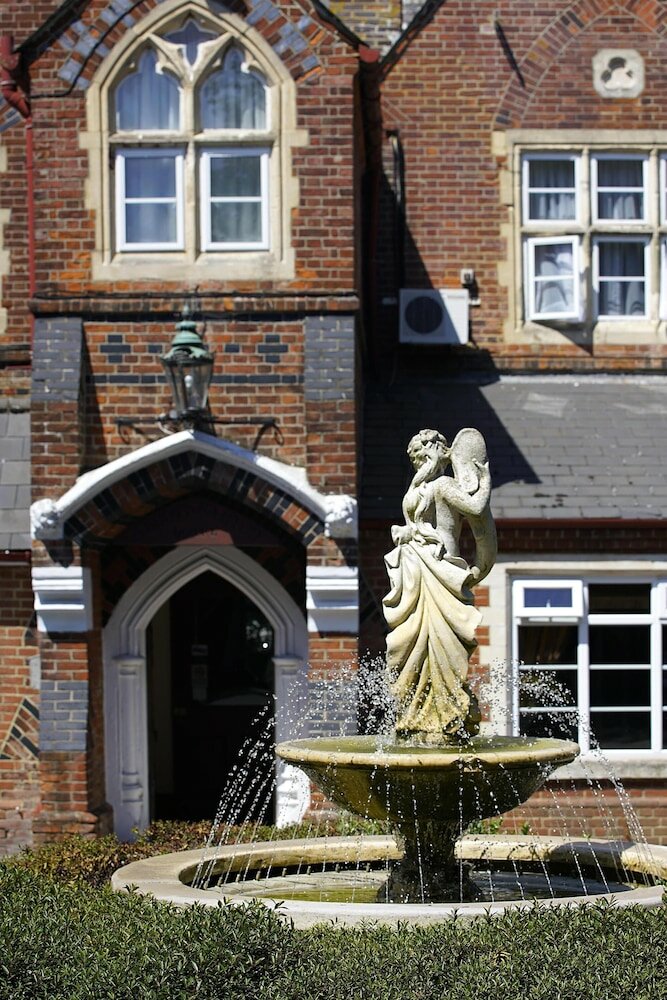 Фото Best Western Abbots Barton Hotel