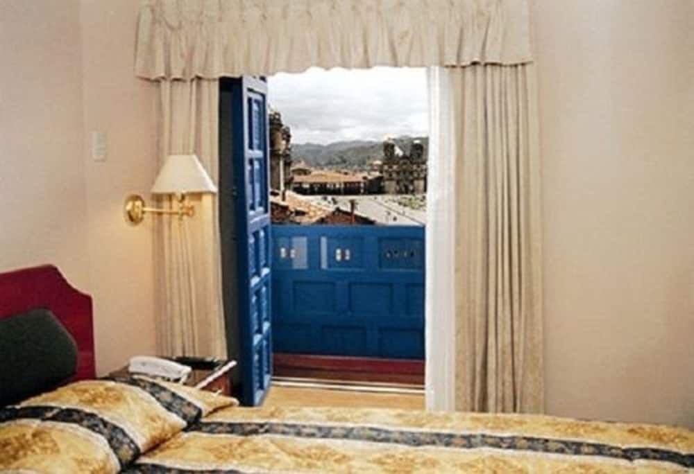 Фото отеля 3