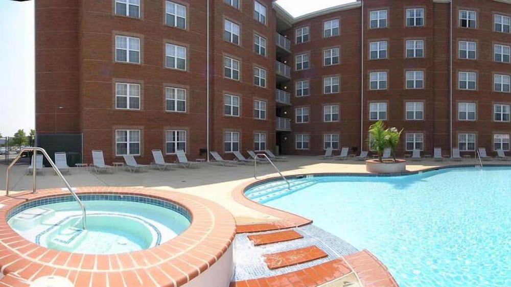 Фото Holiday Inn Chantilly-Dulles Expo Center, an Ihg Hotel