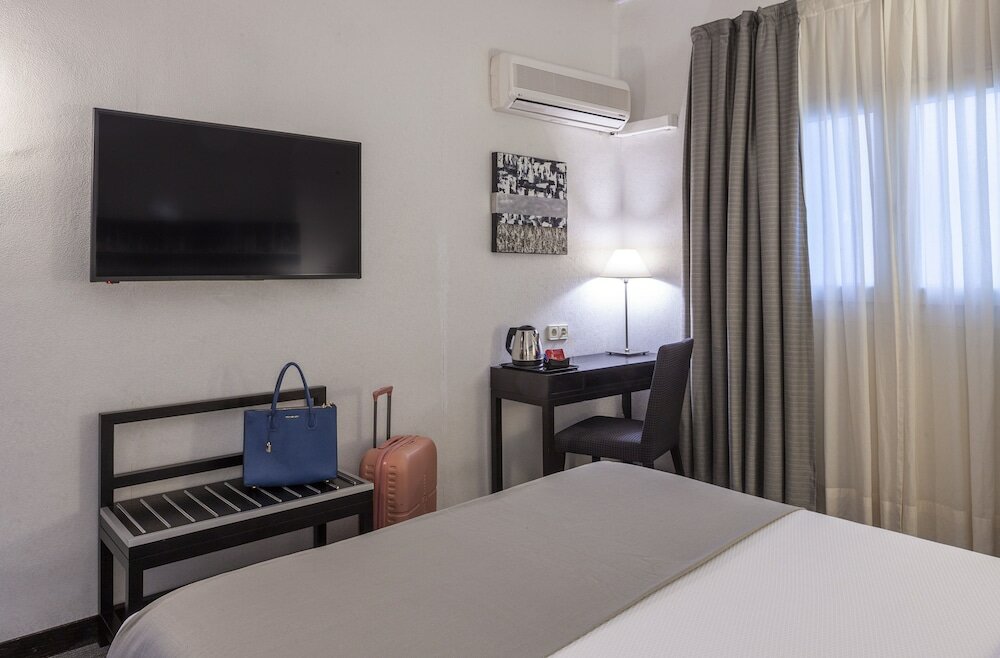 Фото Hotel Macià Plaza