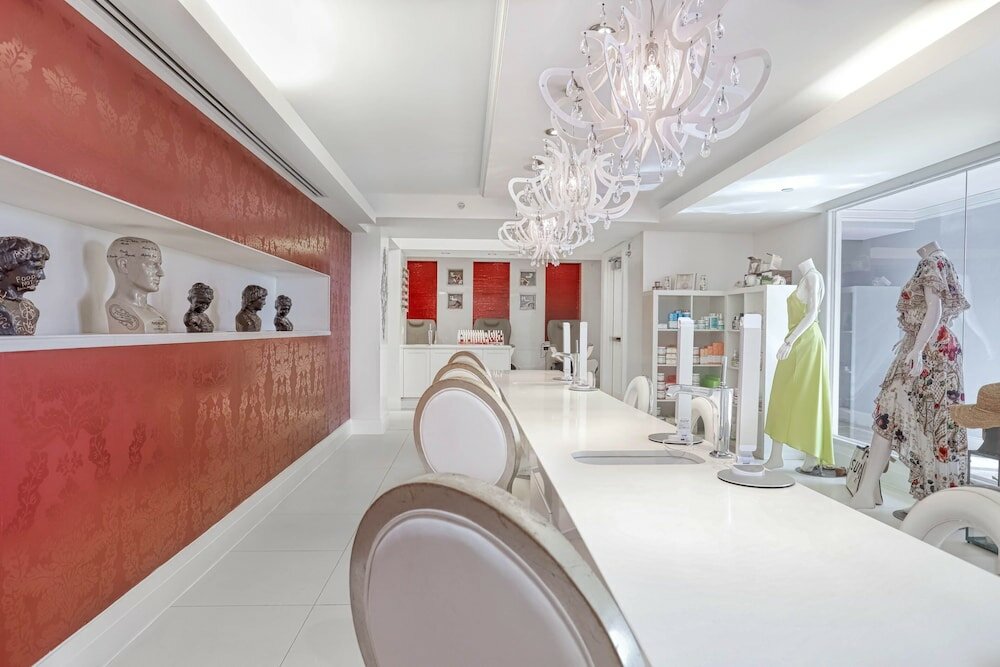 Фото Eau Palm Beach Resort & SPA