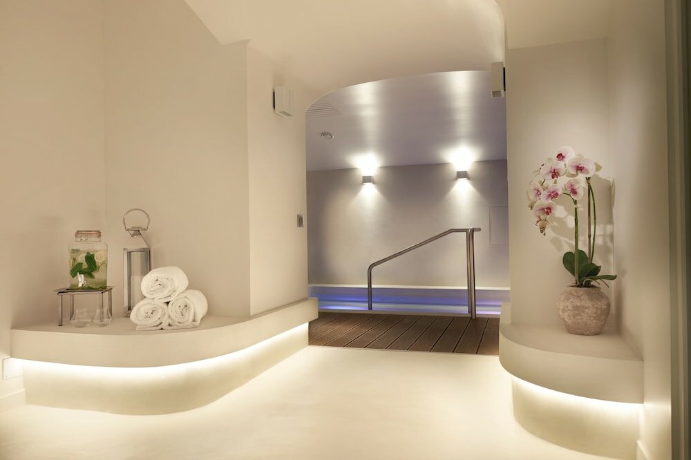 Фото Le Mathurin Hotel & SPA