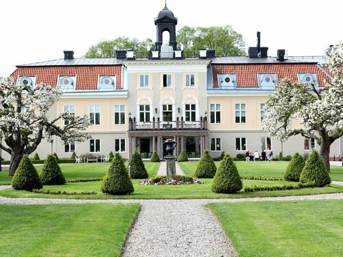 Гостиница Södertuna Slott в Лене Седерманланд