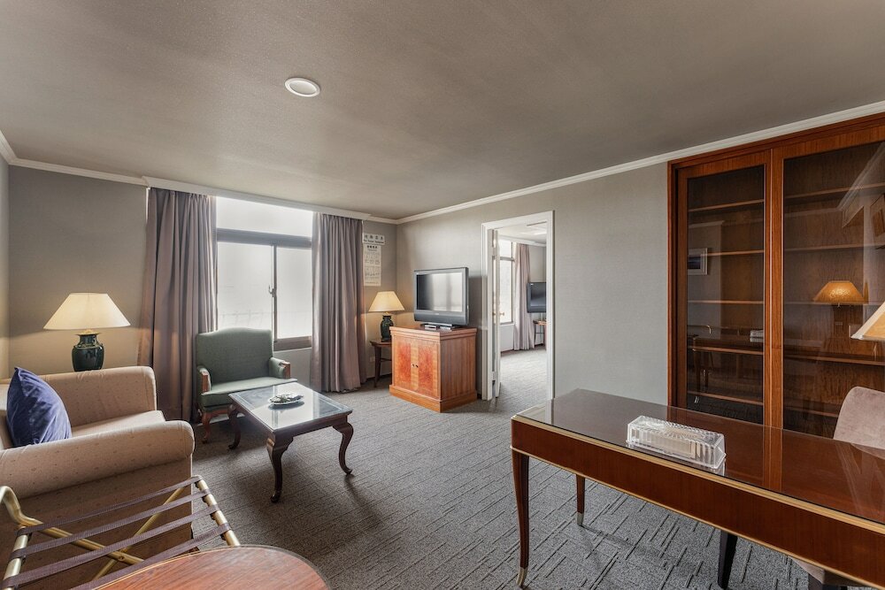 Фото Hotel j Metropolis