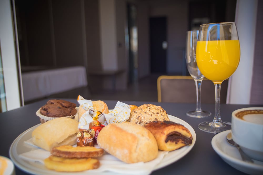 Фото Ona Marbella Inn