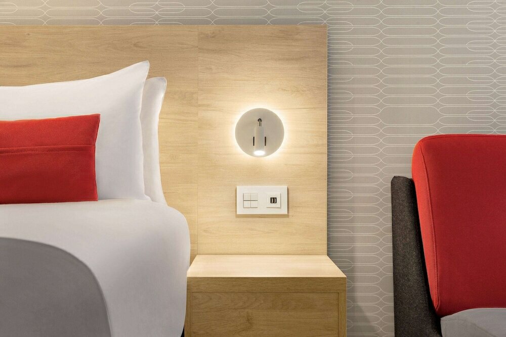 Фото Ramada by Wyndham Madrid Tres Cantos