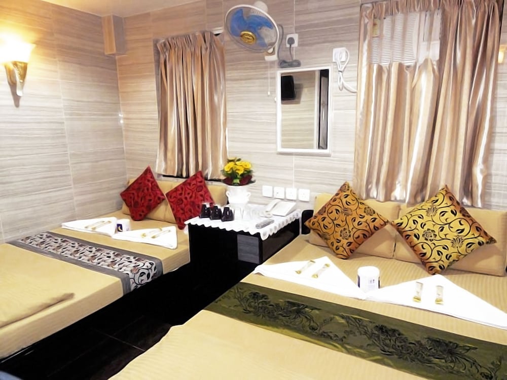Фото Dhillon Hotel - Hostel