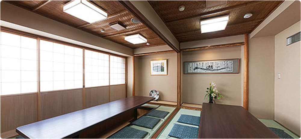 Фото Onomichi Royal Hotel