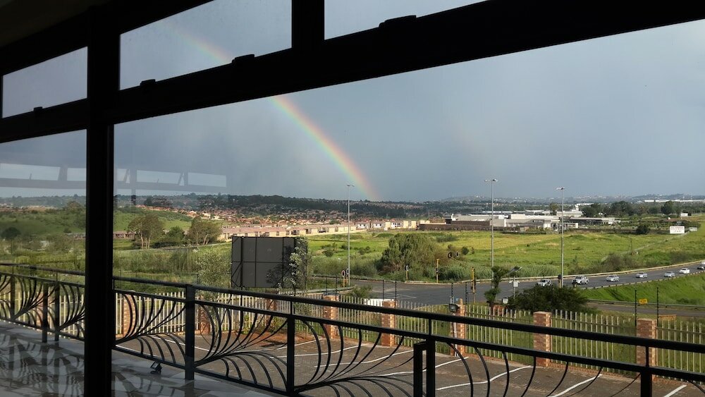 Фото Eagle Nest Luxury Accommodation