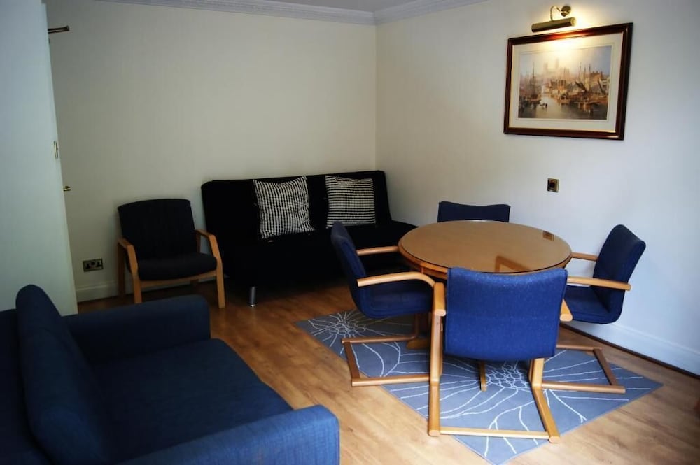 Фото Westpoint Hotel