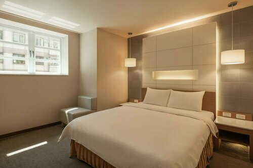 Внешний вид отеля Kindness Hotel Sanduo Shopping District в Гаосюне, фото 4