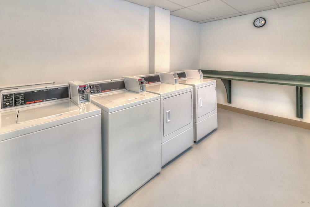 Фото Four Points by Sheraton Anchorage Downtown