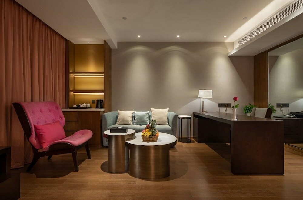 Фото Hangzhou Capital Star Hotel