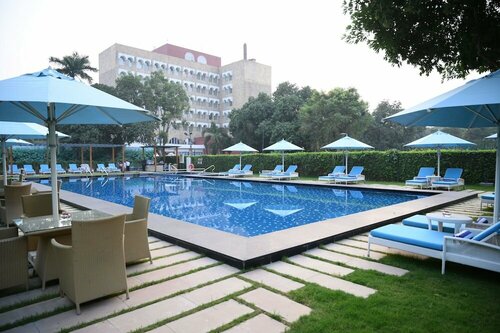 Внешний вид отеля Taj Ganges, Varanasi в Варанаси, фото 5