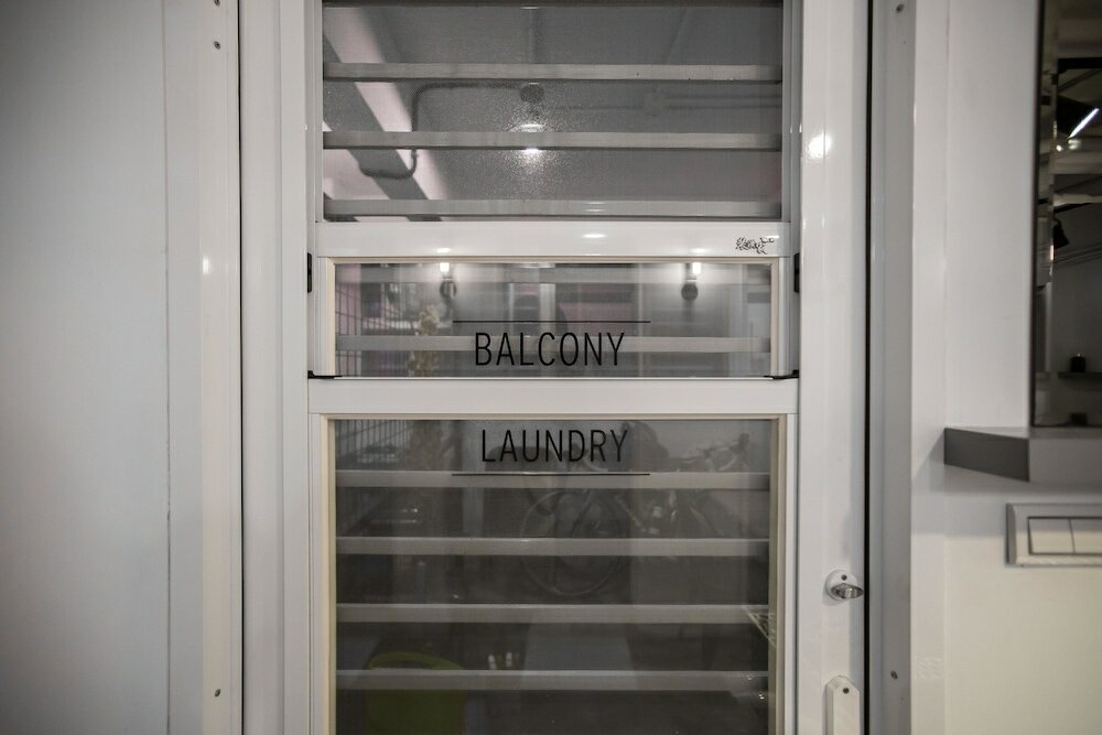 Фото We Come Hostel