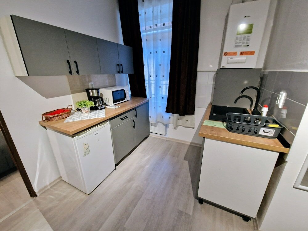 Фото Main Square Apartments & More