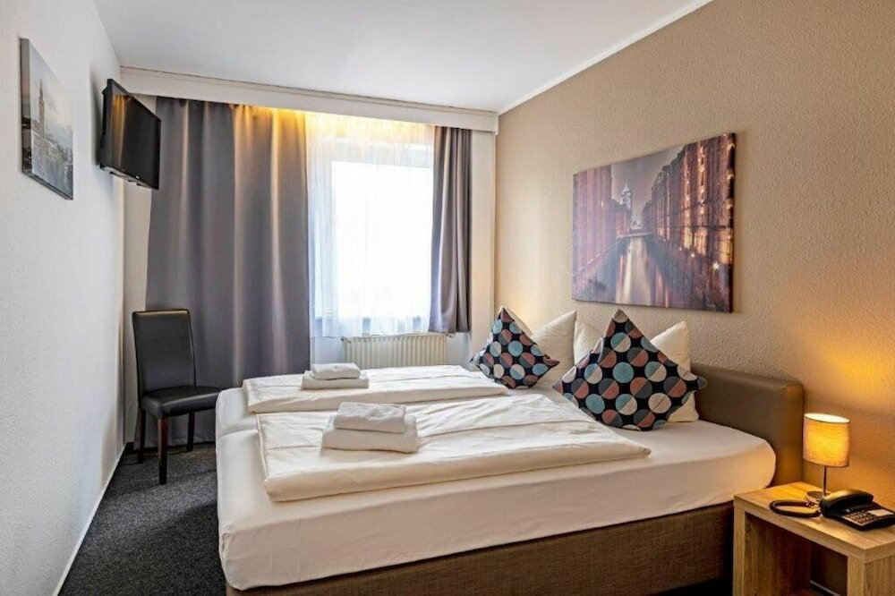 Фото Auto-Parkhotel