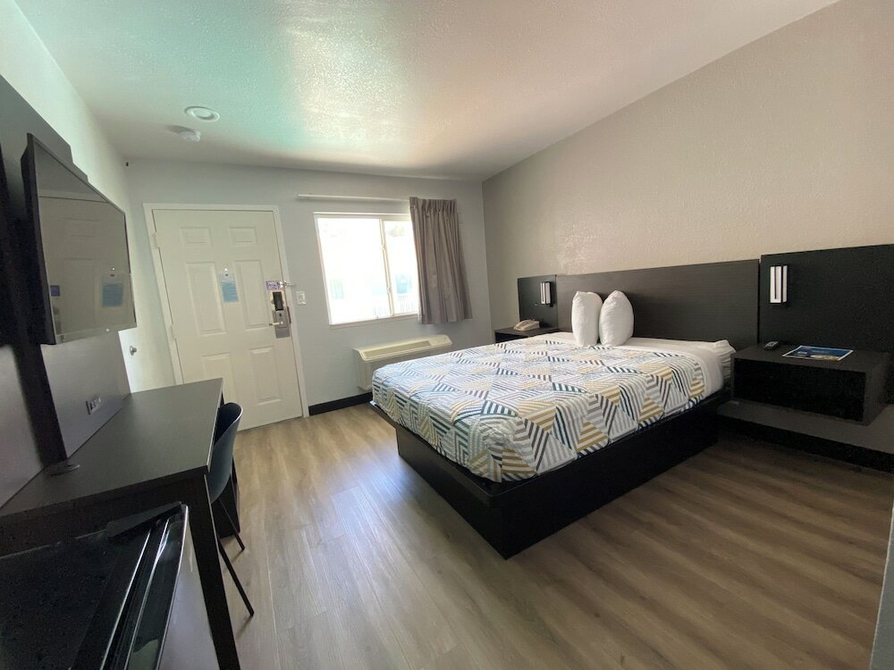 Фото Motel 6 Costa Mesa Ca