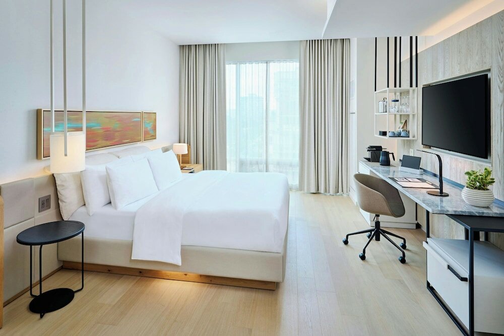 Фото The Pearle Hotel & SPA Autograph Collection