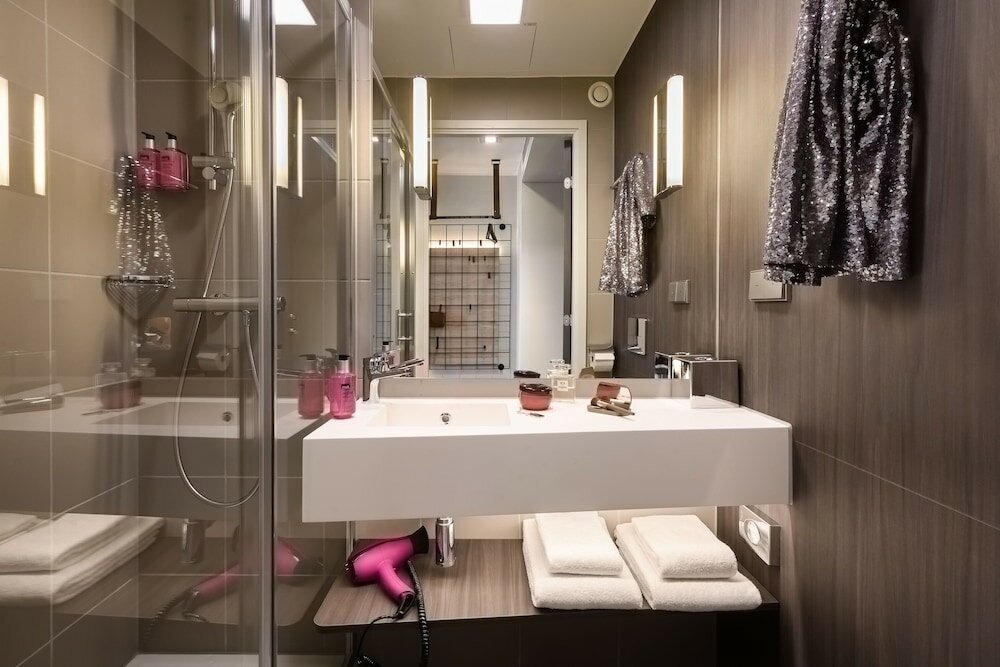 Фото Moxy Dresden Neustadt