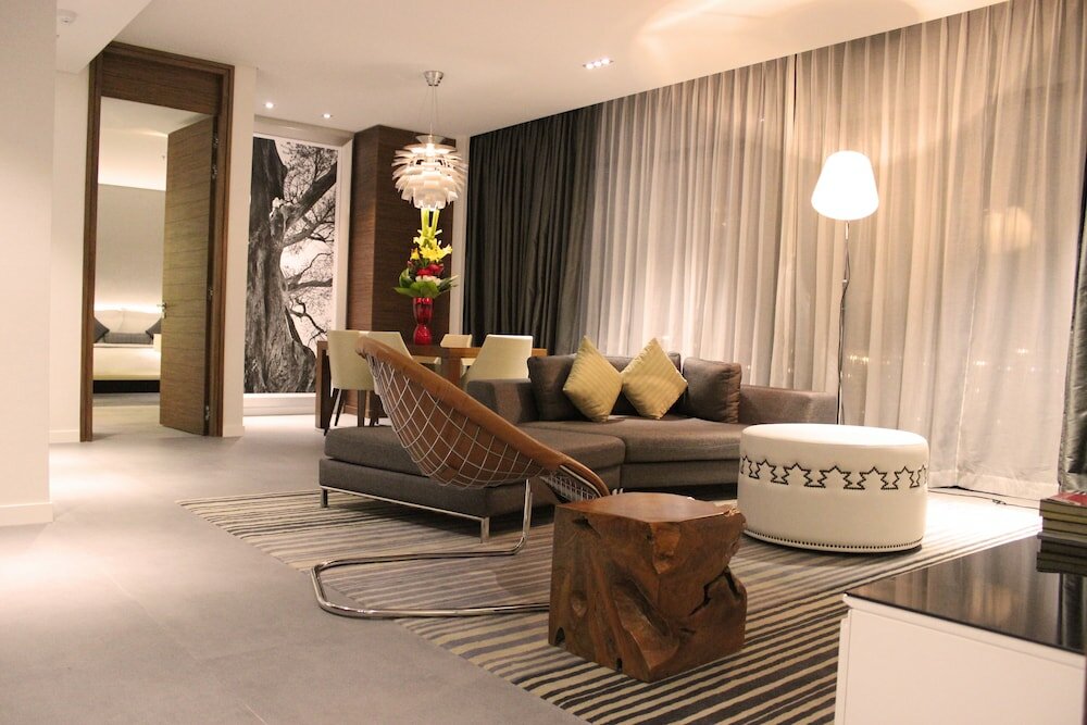 Фото Ramee Grand Hotel and Spa