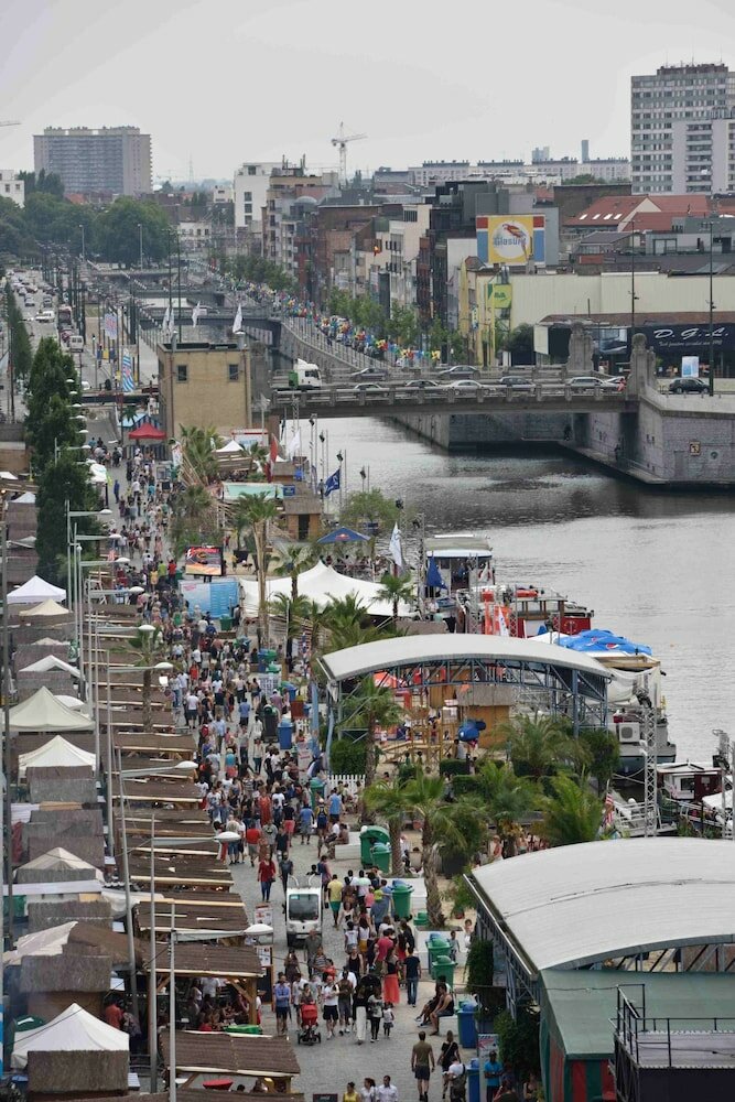 Фото Belvue Hotel