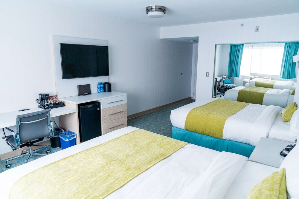 Фото Coast Hotel & Convention Centre Langley City