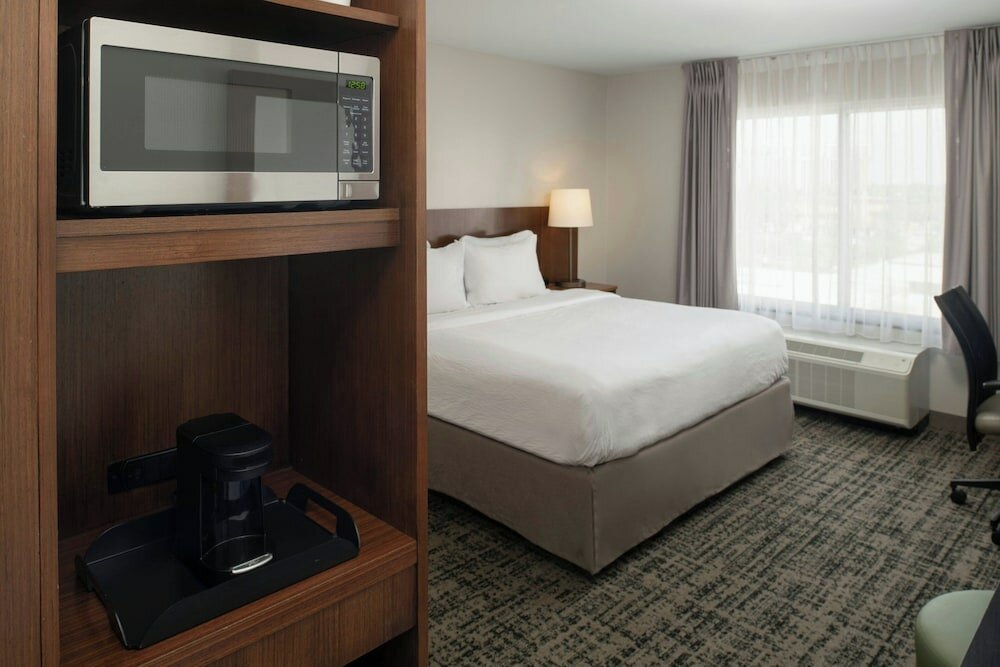 Фото Fairfield Inn & Suites Tampa Westshore Airport