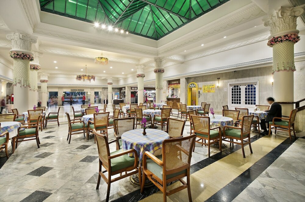 Фото Royal Rattanakosin Hotel