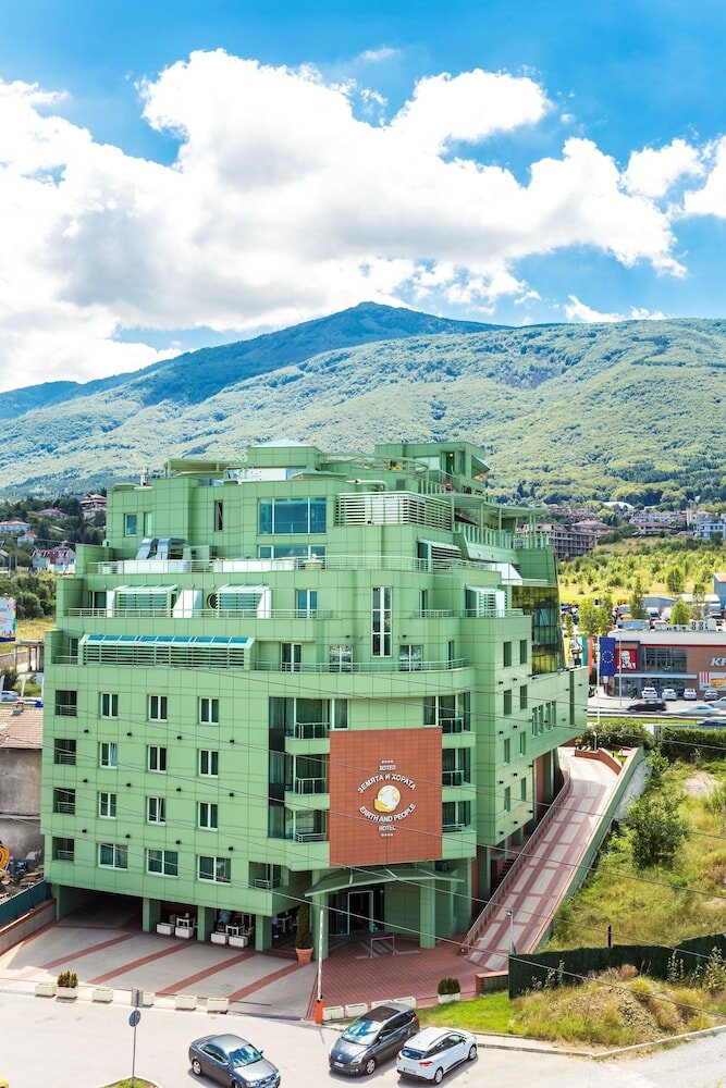 Фото отеля 1