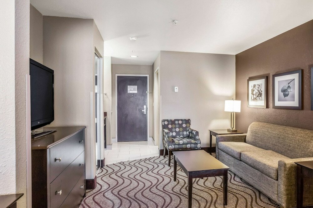 Фото La Quinta Inn & Suites by Wyndham Meridian Boise West