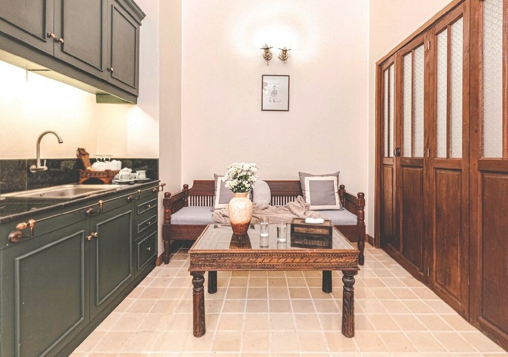 Фото Yesterday Hotel