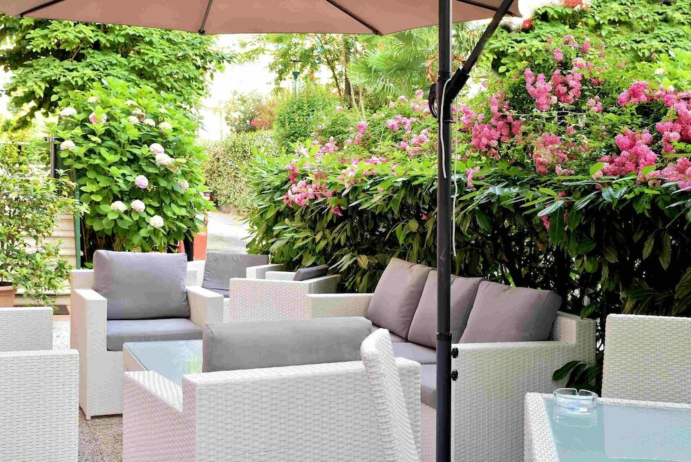 Фото Hotel Villa Pannonia