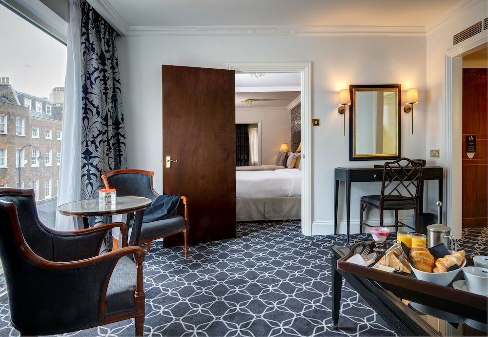 Фото The Rathbone Hotel, Fitzrovia