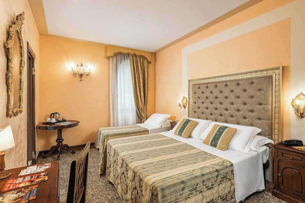 Фото Hotel Marconi