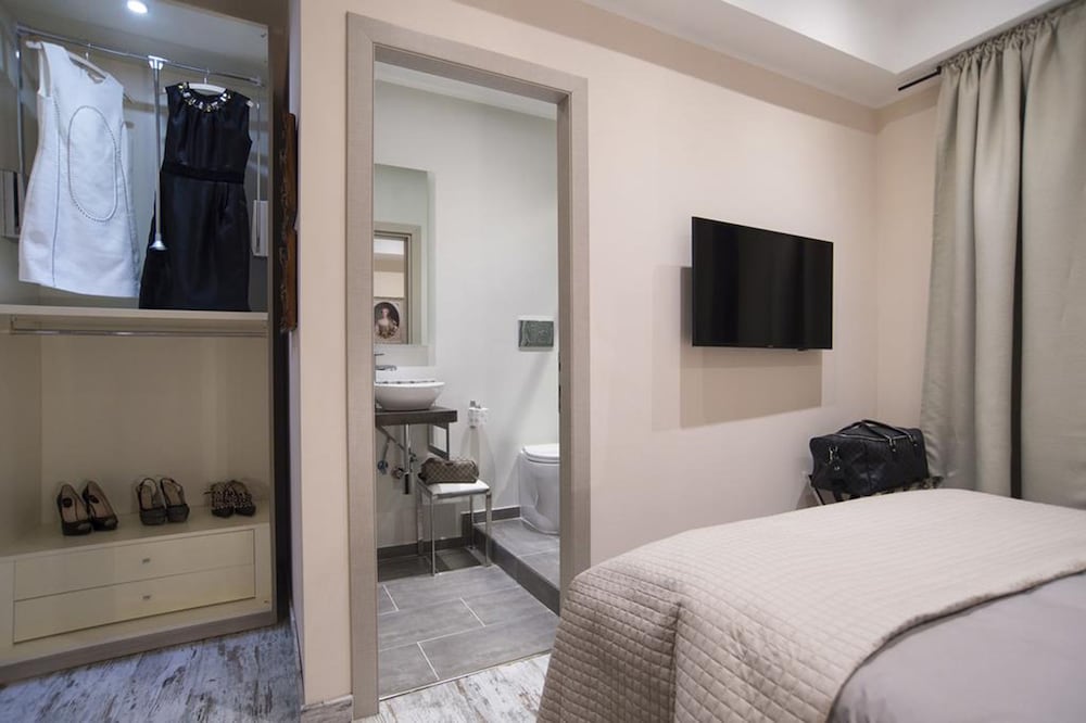 Фото Colonna 18 Guest House