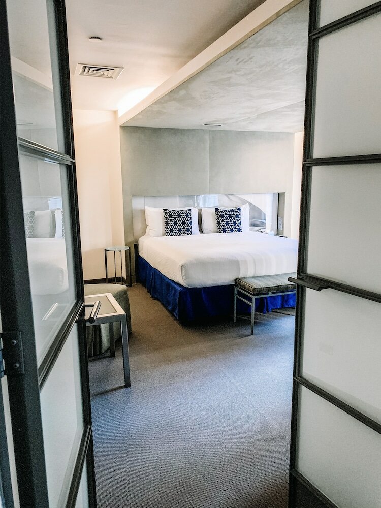 Фото The Shoreham Hotel