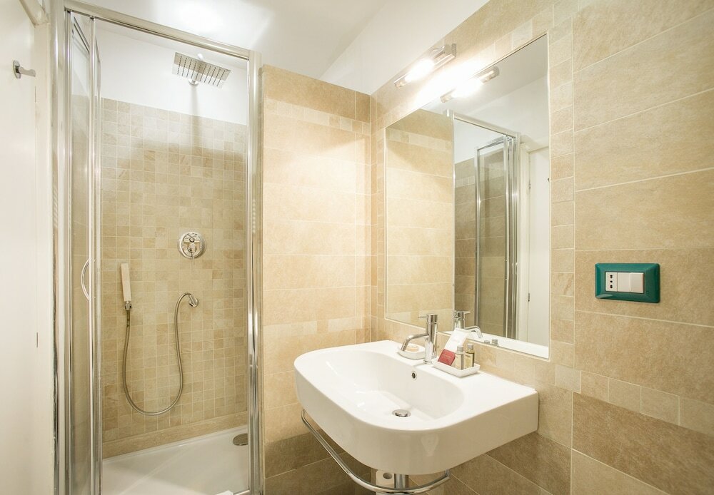 Фото History Suite