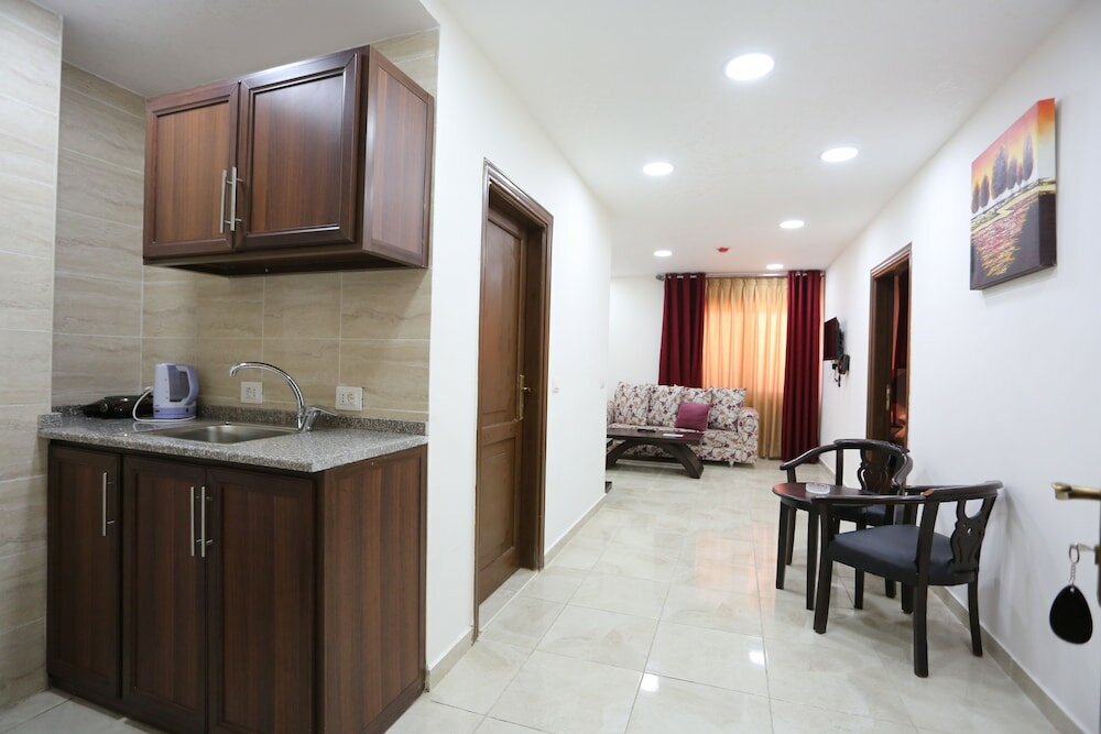 Фото 7Boys Hotel