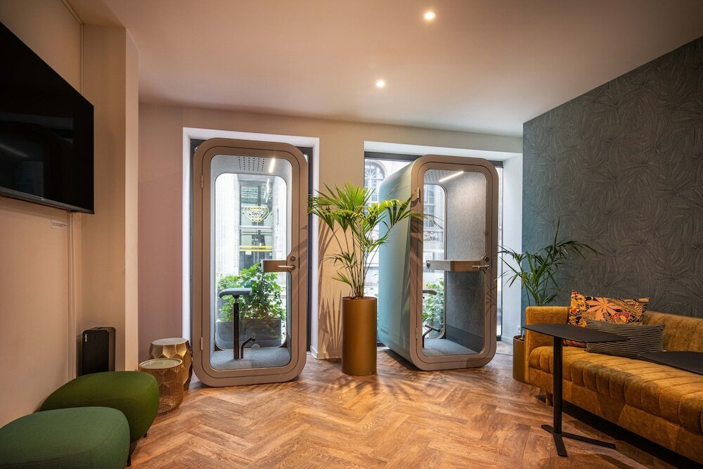 Фото Hotel Hubert Grand Place