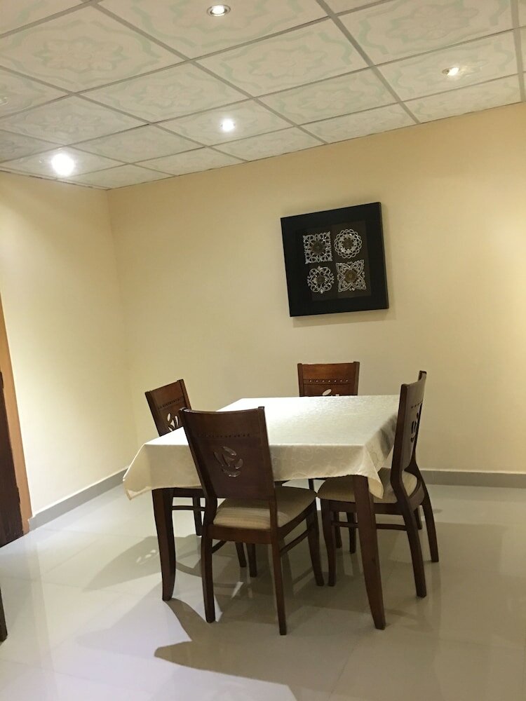 Фото Mutrah Hotel