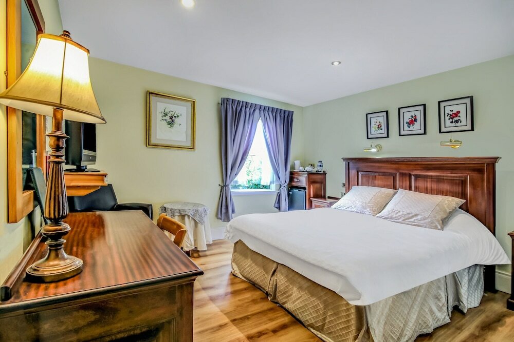 Фото Oyo Avenue House