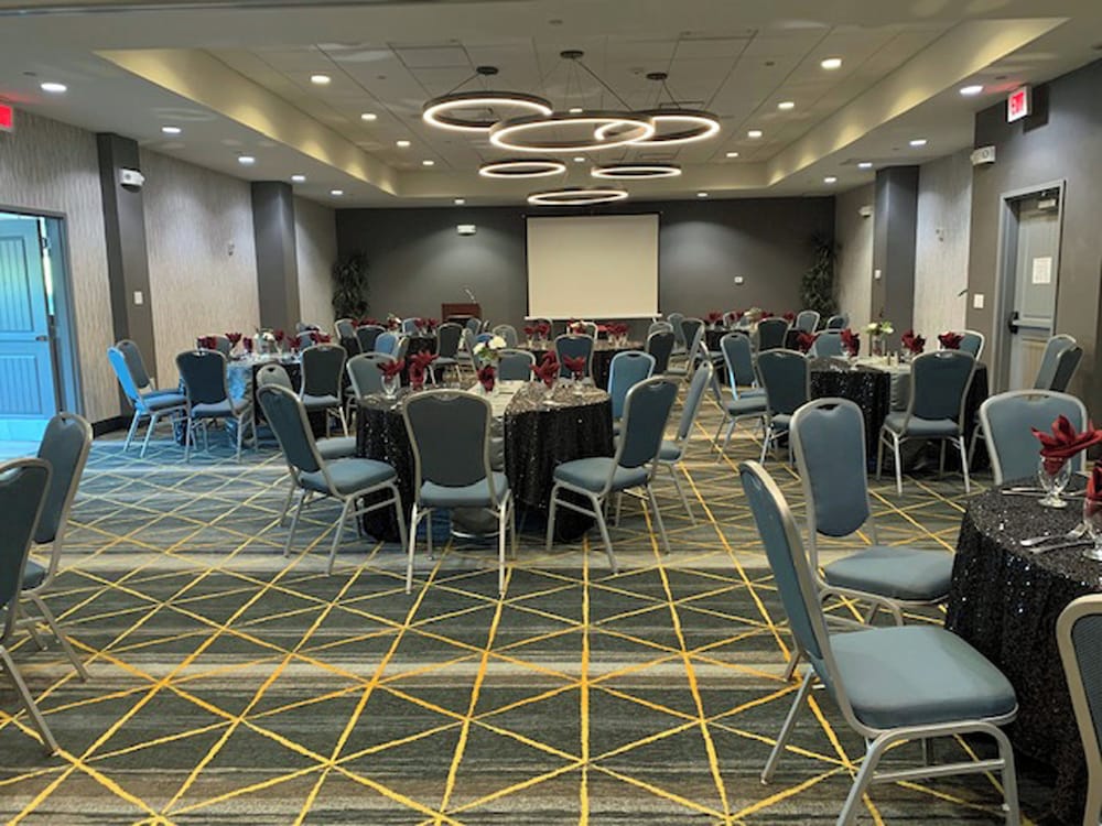Фото Holiday Inn Hotel & Suites Phoenix Airport, an Ihg Hotel