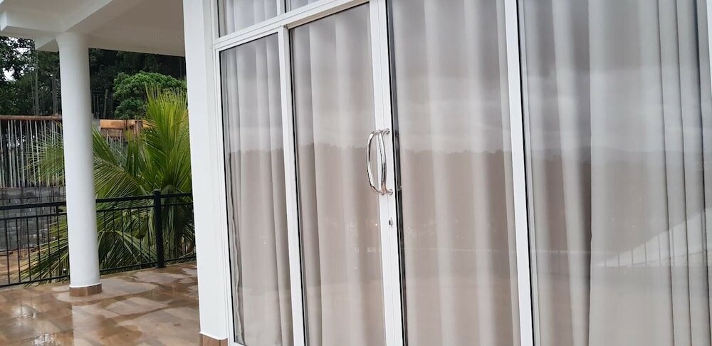 Фото Fairview Residence