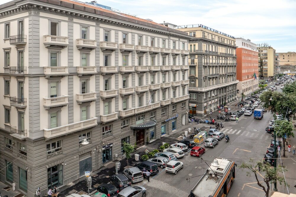 Фото отеля 3